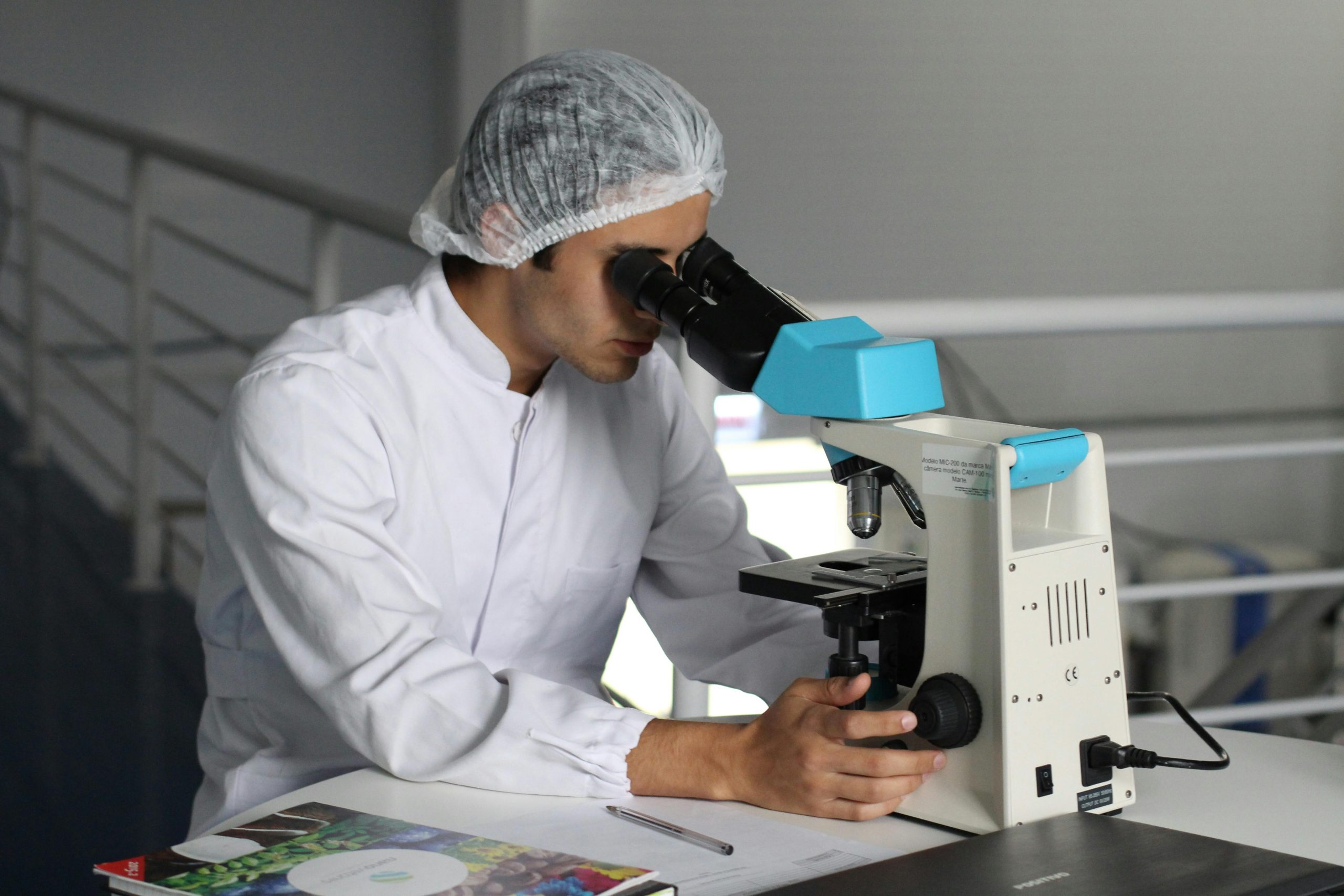 Hemograma completo Glicose e colesterol Raio-X Ultrassonografia (incluindo Doppler) Mamografia Papanicolau Endoscopia Tomografia e ressonância magnética Mapeamento de retina Peeling e retirada de vasos